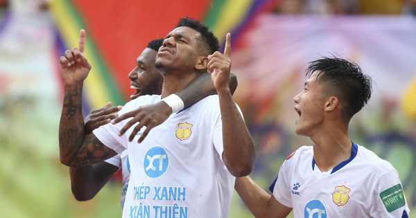Bảng xếp hạng V-League 2023-2024 sau vòng 3: Nam Định  dẫn đầu, Hà Nội đứng cuối