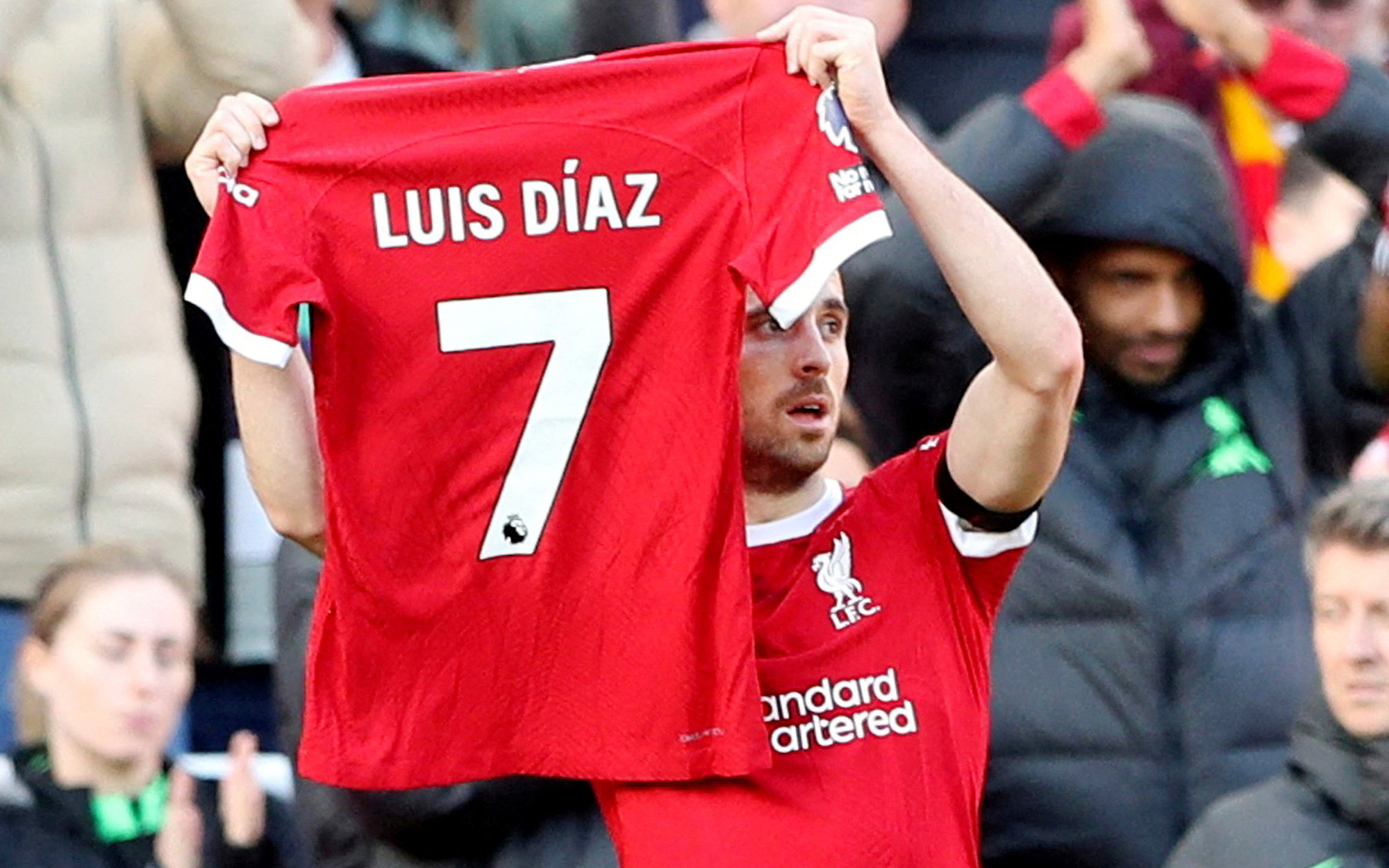 Tin tức thể thao sáng 5-12: Bản quyền truyền hình Premier League giá 6,7 tỉ bảng- Ảnh 4. Liverpool - nét đẹp của Premier League
