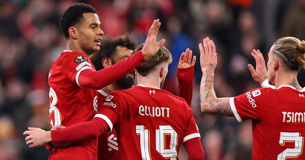 Thắng áp đảo, Liverpool sớm giành vé đi tiếp tại Europa League