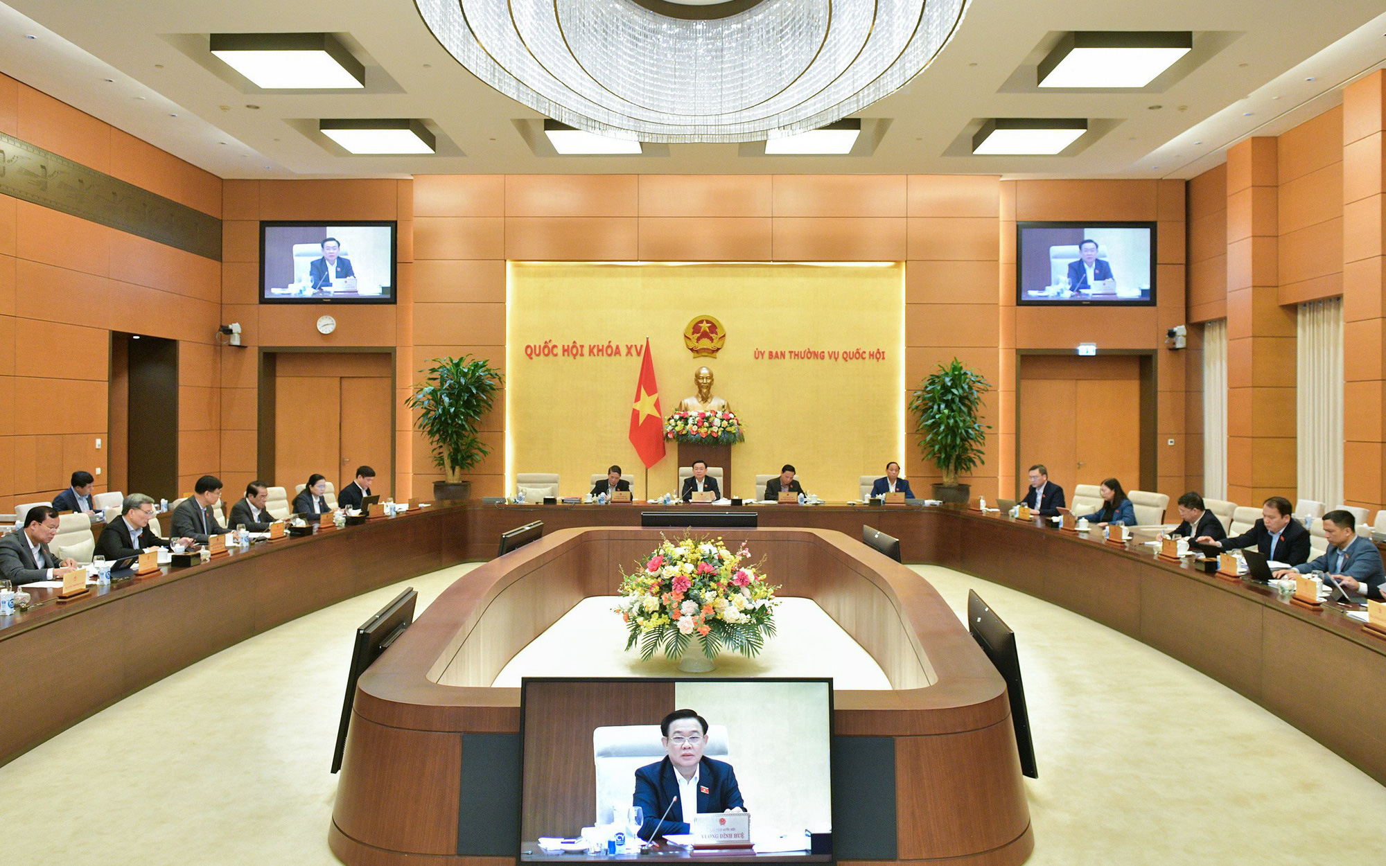 Quốc hội có thể họp kỳ bất thường vào trung tuần tháng 1-2024- Ảnh 2. Xem xét thành lập 2 đơn vị hành chính mới ở 2 tỉnh