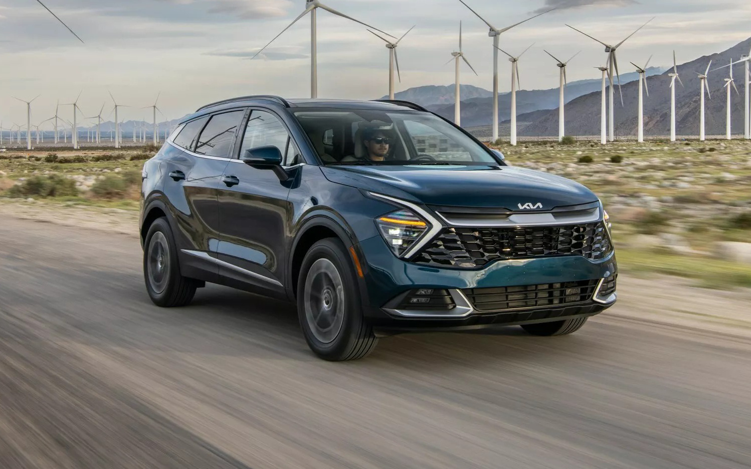 Bản nâng cấp lớn của Kia Sportage sắp ra mắt và đây là dự đoán thiết kế xe- Ảnh 3. Kia Sportage hybrid bổ sung hàng loạt trang bị, tăng giá nhẹ
