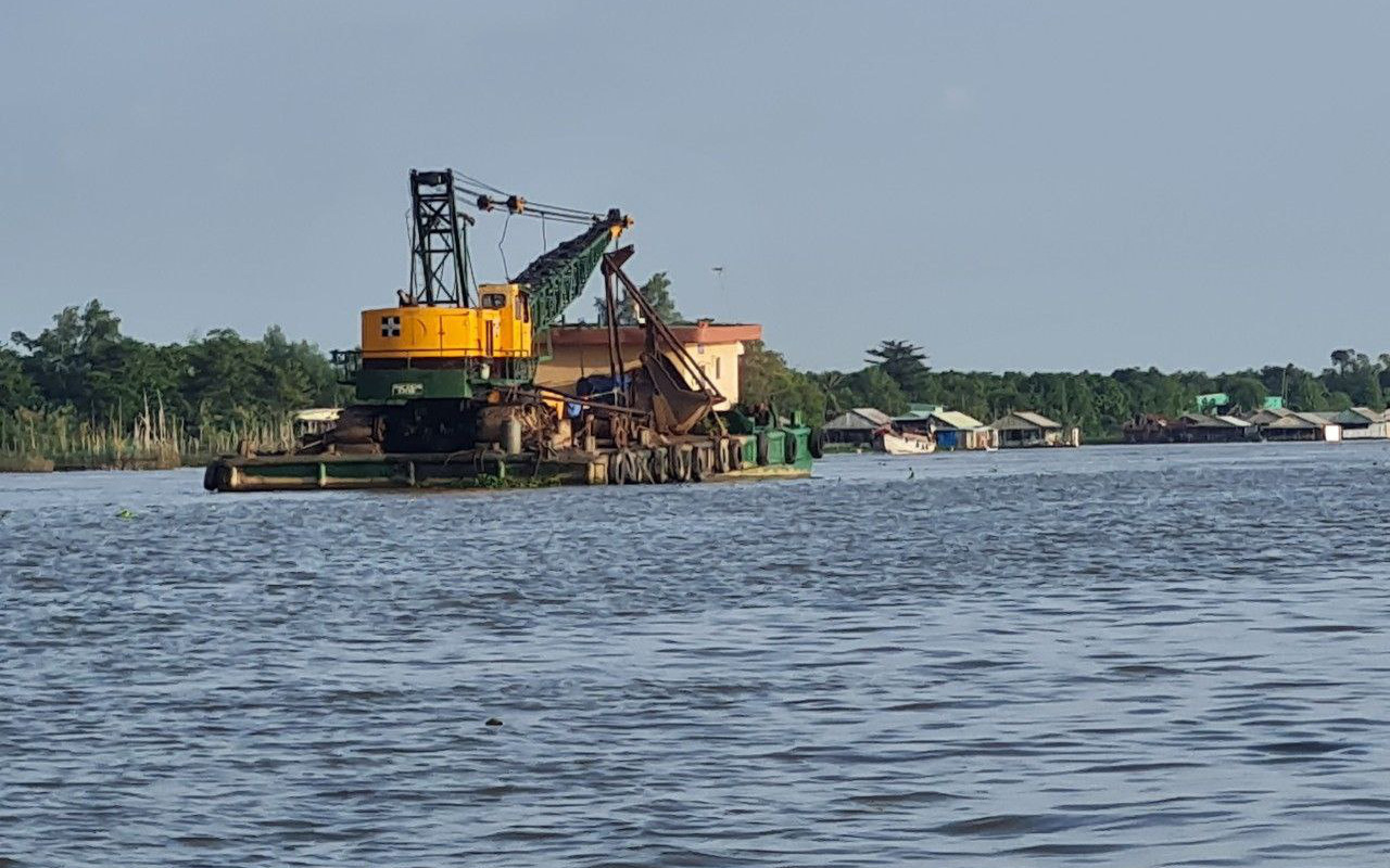 An Giang tạm dừng khai thác nhiều mỏ cát để xử lý vi phạm