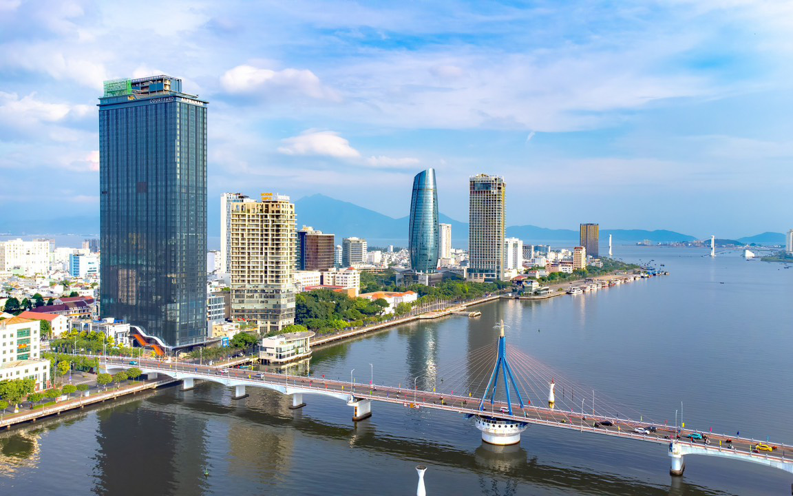 Lần đầu lắp hàng trăm gương cầu lồi trong kiệt hẻm ở Đà Nẵng- Ảnh 4. Quận Hải Châu đang dần hình thành quận thông minh, đô thị hiện đại