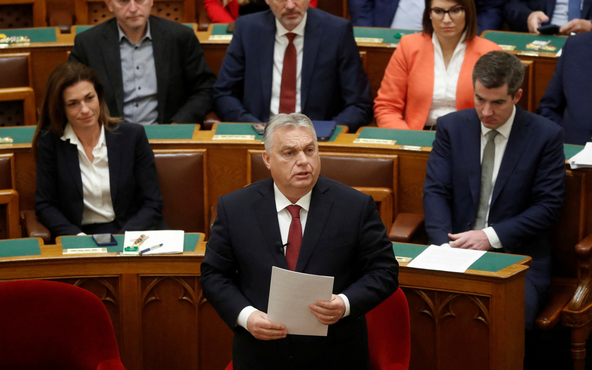 Nguyên nhân Hungary hục hặc với EU và cản bước Ukraine- Ảnh 3. EU nhượng bộ Hungary để tiếp tục viện trợ Ukraine