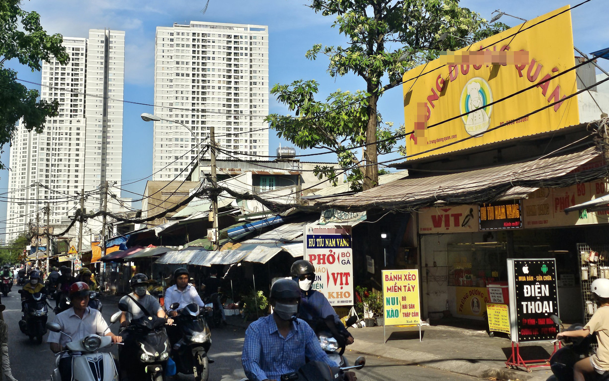 Nghi thông đồng ép đấu giá rẻ mạt căn nhà tại quận 7: 'Chấp hành viên thiếu trách nhiệm'- Ảnh 3. Căn nhà ở quận 7 bị ép đấu giá rẻ mạt, thanh tra vào cuộc thấy ngay dấu hiệu thông đồng