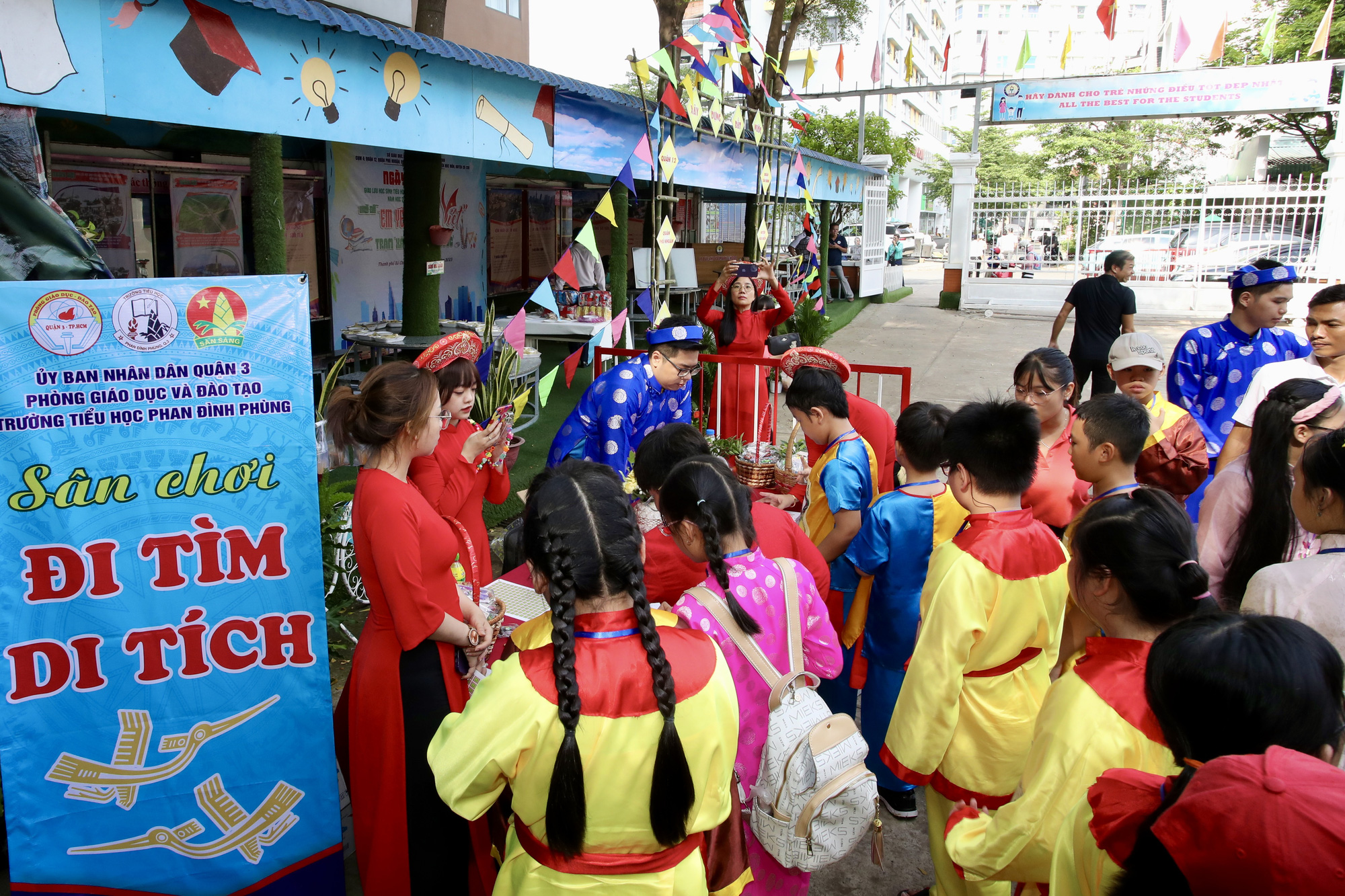 Gần 1.000 học sinh hào hứng tham gia Ngày hội Em yêu Sử Việt- Ảnh 9.