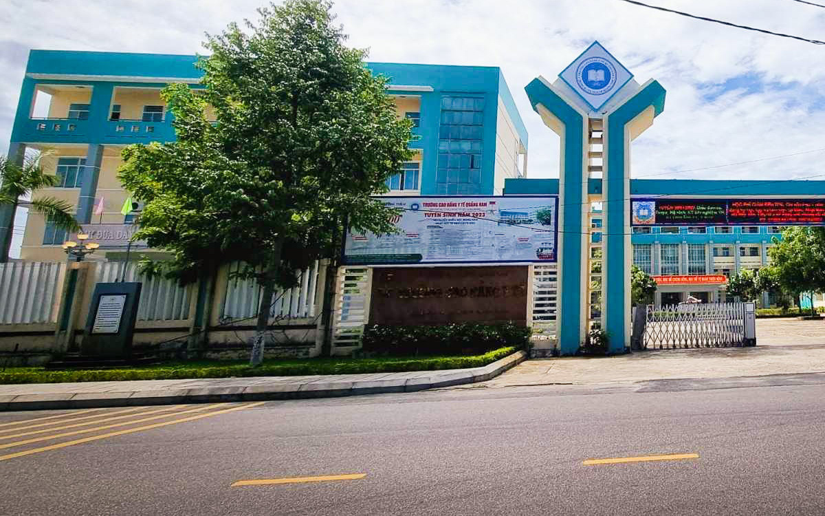 27 giảng viên Trường cao đẳng Y tế Quảng Nam ngưng dạy vì bị nợ lương- Ảnh 2. Vụ giảng viên ngưng dạy vì nợ lương: Sẽ dạy hết tháng 12