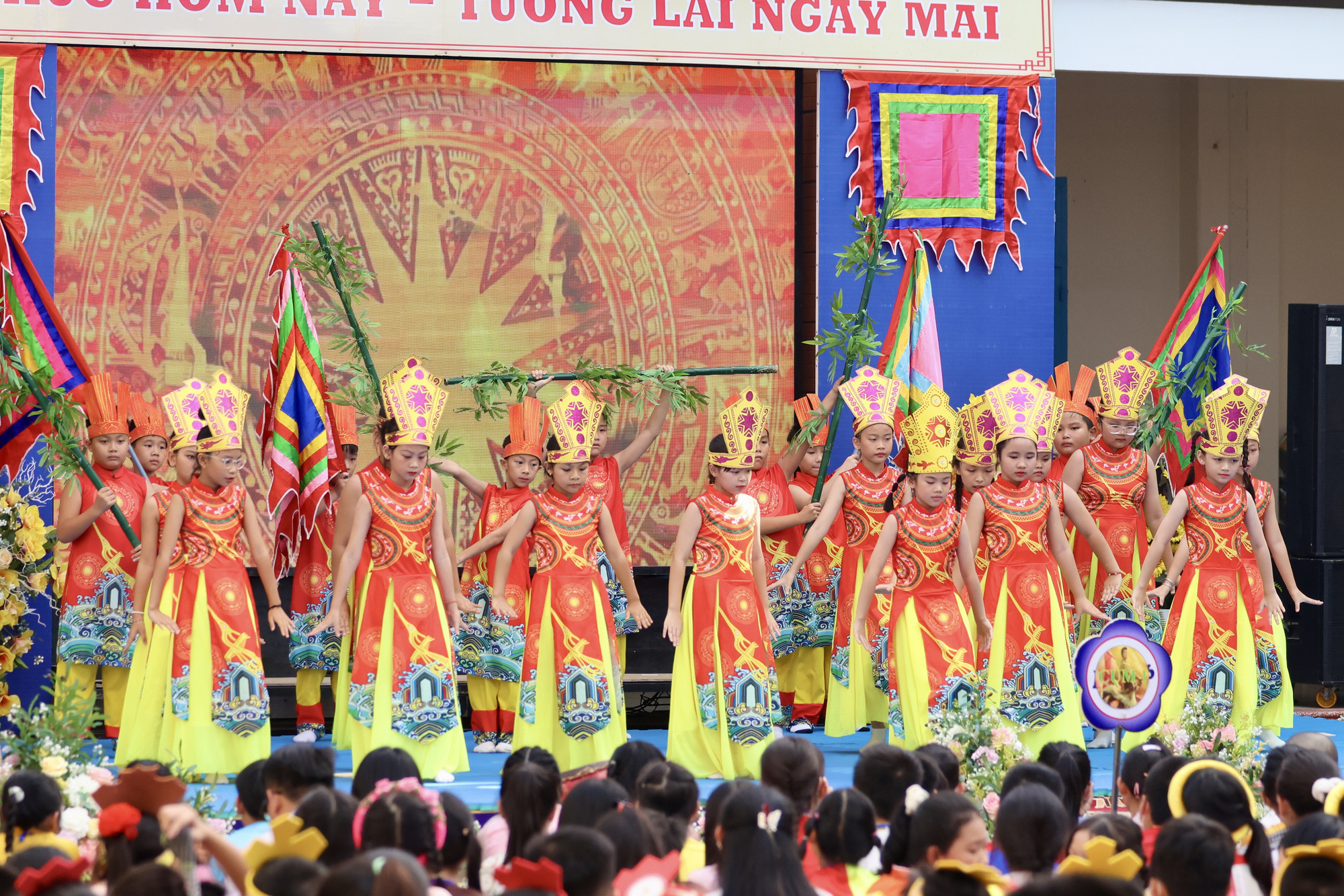 Gần 1.000 học sinh hào hứng tham gia Ngày hội Em yêu Sử Việt- Ảnh 6.