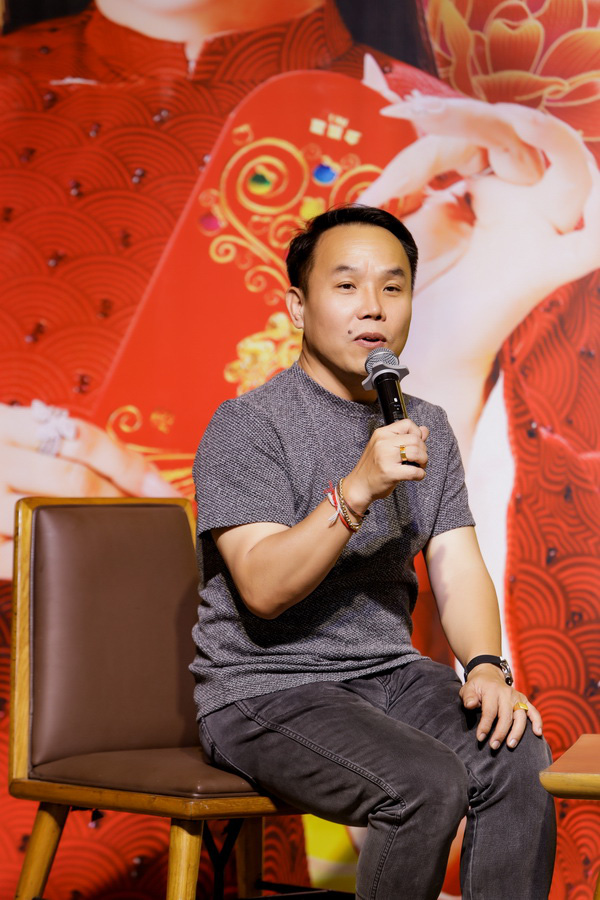 Lần đầu tiên, ca sĩ Như Quỳnh hát bolero kết hợp với… nhạc rap- Ảnh 4.