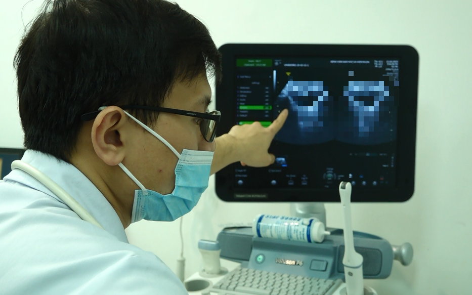 Kỹ thuật tầm soát không thua thế giới, nhiều phụ nữ Việt vẫn chần chừ khám phụ khoa - Ảnh 2. Ngại khám phụ khoa vì sợ bị kỳ thị, ngại bác sĩ nam...