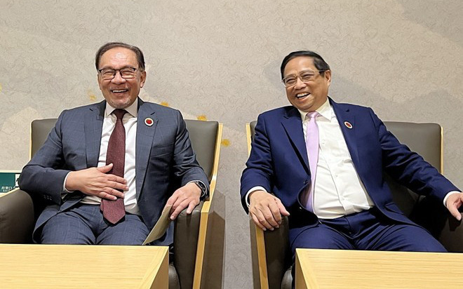 Malaysia cấm tất cả tàu liên quan đến Israel cập cảng- Ảnh 2. Thủ tướng Malaysia cảm ơn Việt Nam giúp sơ tán công dân từ Myanmar
