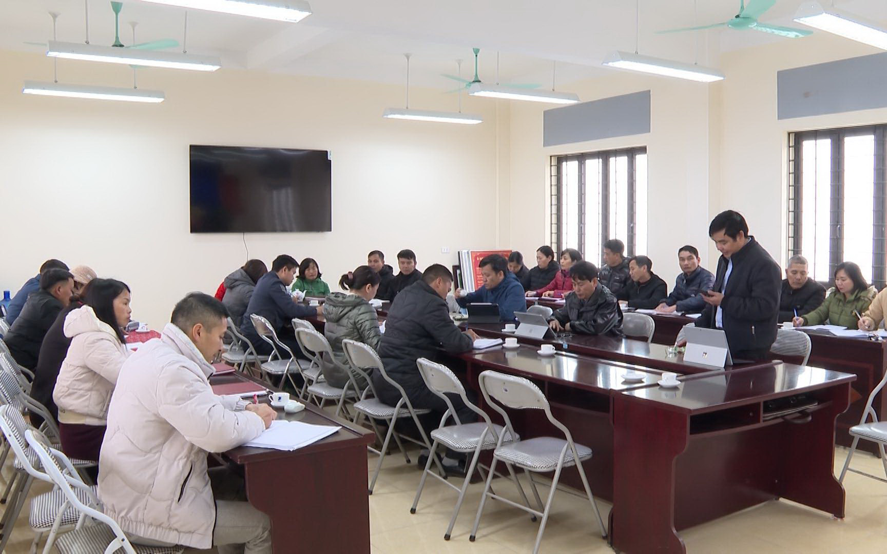 Hiệu trưởng phải chịu trách nhiệm về bữa ăn bán trú- Ảnh 2. Chất lượng bữa ăn bán trú học trò, bao giờ mới thôi những chuyện bê bối?