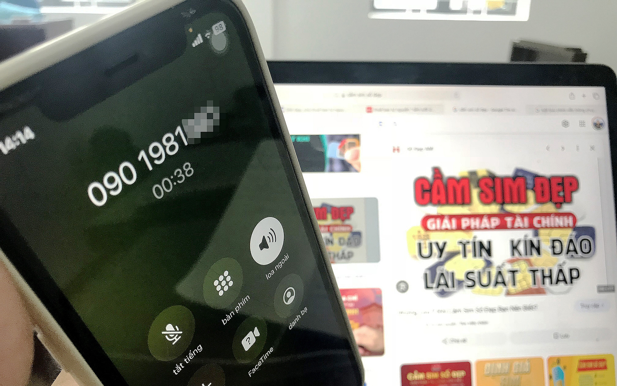 Nhiều sim số đẹp cơ quan nhà nước bị dịch vụ 'cầm sim' quấy nhiễu ngày đêm- Ảnh 3. SIM điện thoại số đẹp giờ cũng mang ra cầm cố vay tiền được