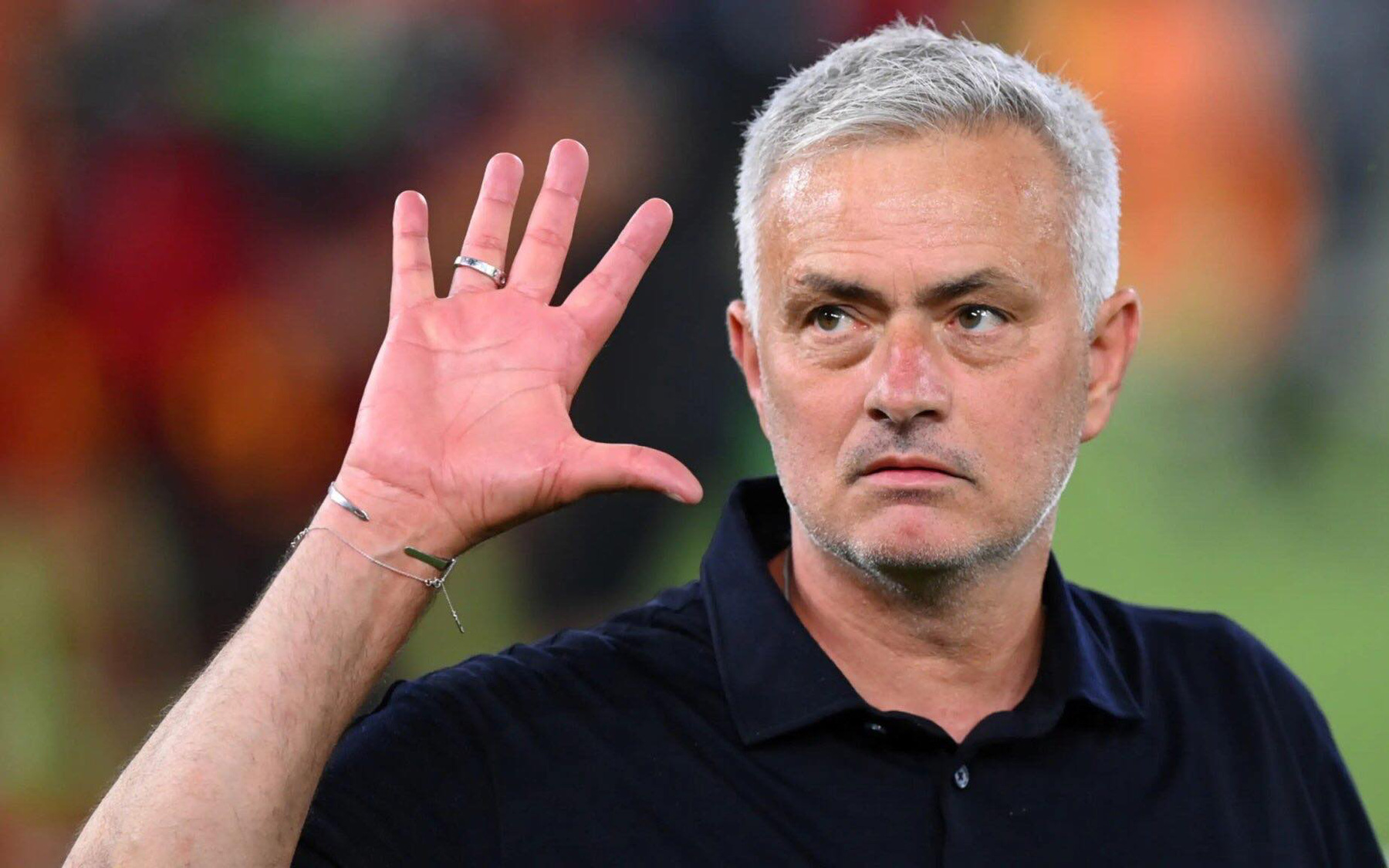 Nhận thẻ đỏ vì phản ứng trọng tài, HLV Mourinho bỏ luôn họp báo sau trận- Ảnh 4. HLV Mourinho: Tôi từng bị cáo buộc bắt nạt cầu thủ khi còn ở Man United