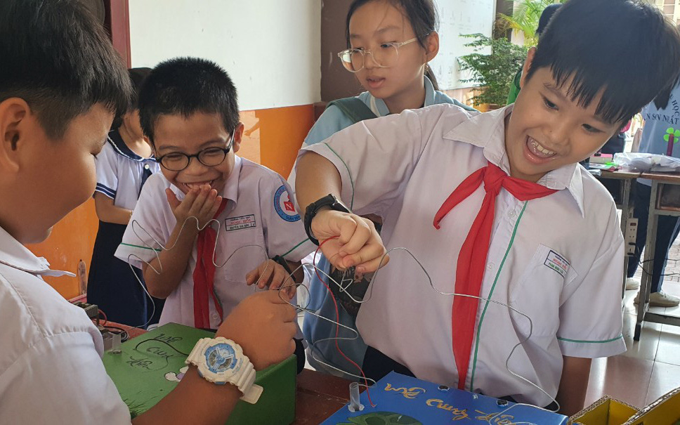 Dự ngày hội STEM, học sinh tiểu học ngạc nhiên 