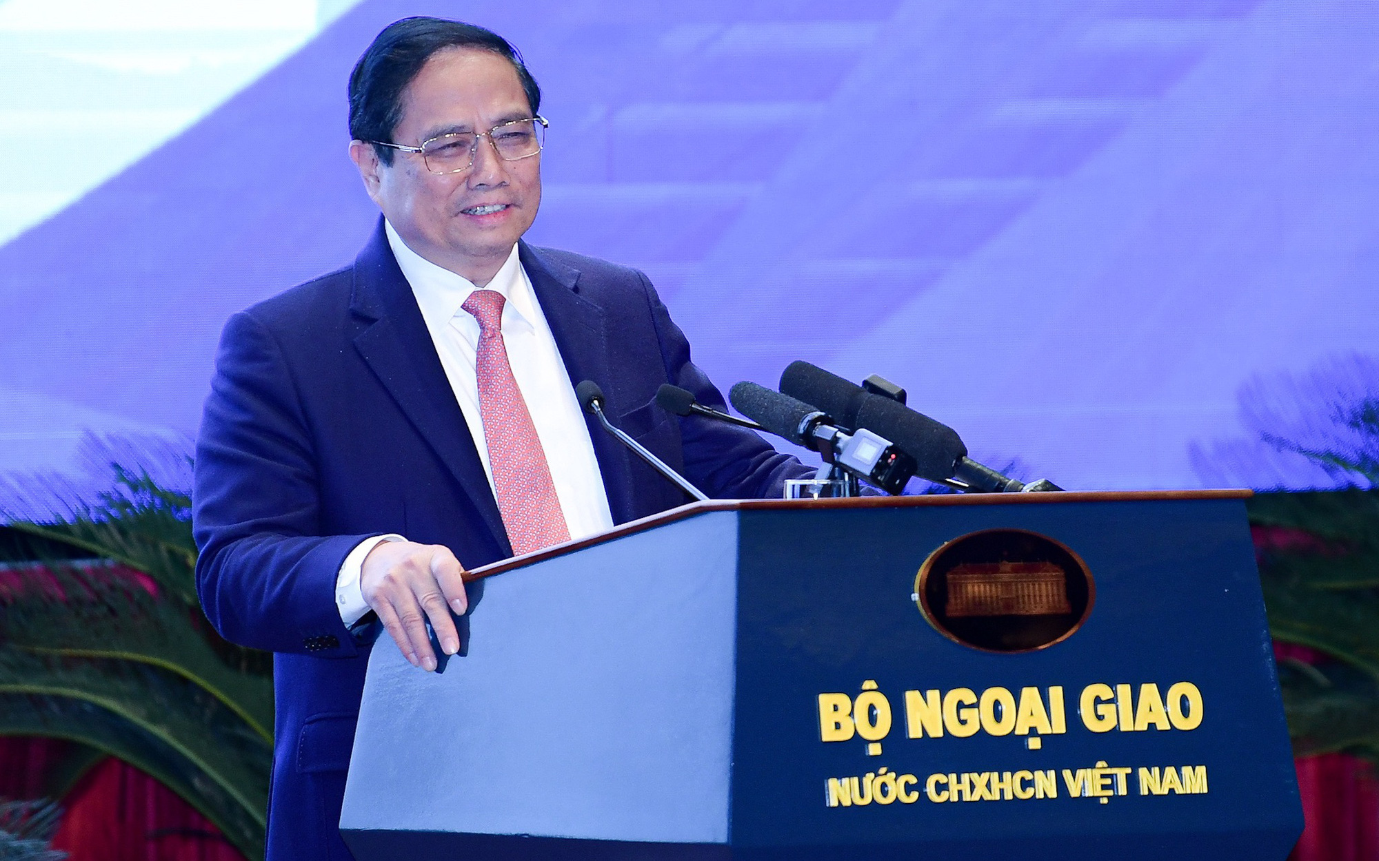 Chủ động hơn nữa trong ngoại giao kinh tế- Ảnh 9. Thủ tướng Phạm Minh Chính khẳng định 6 thành tựu nổi bật của ngoại giao kinh tế Việt Nam