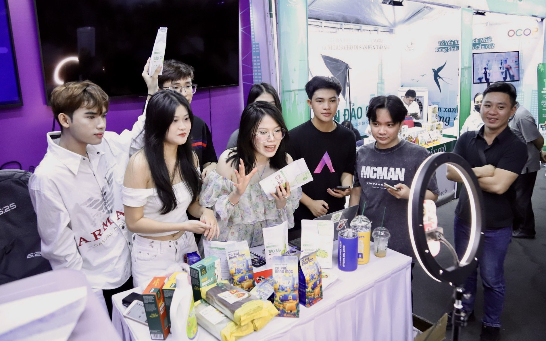 Người Việt mua hàng "khủng khiếp" trên TikTok, ngày 2 triệu đơn