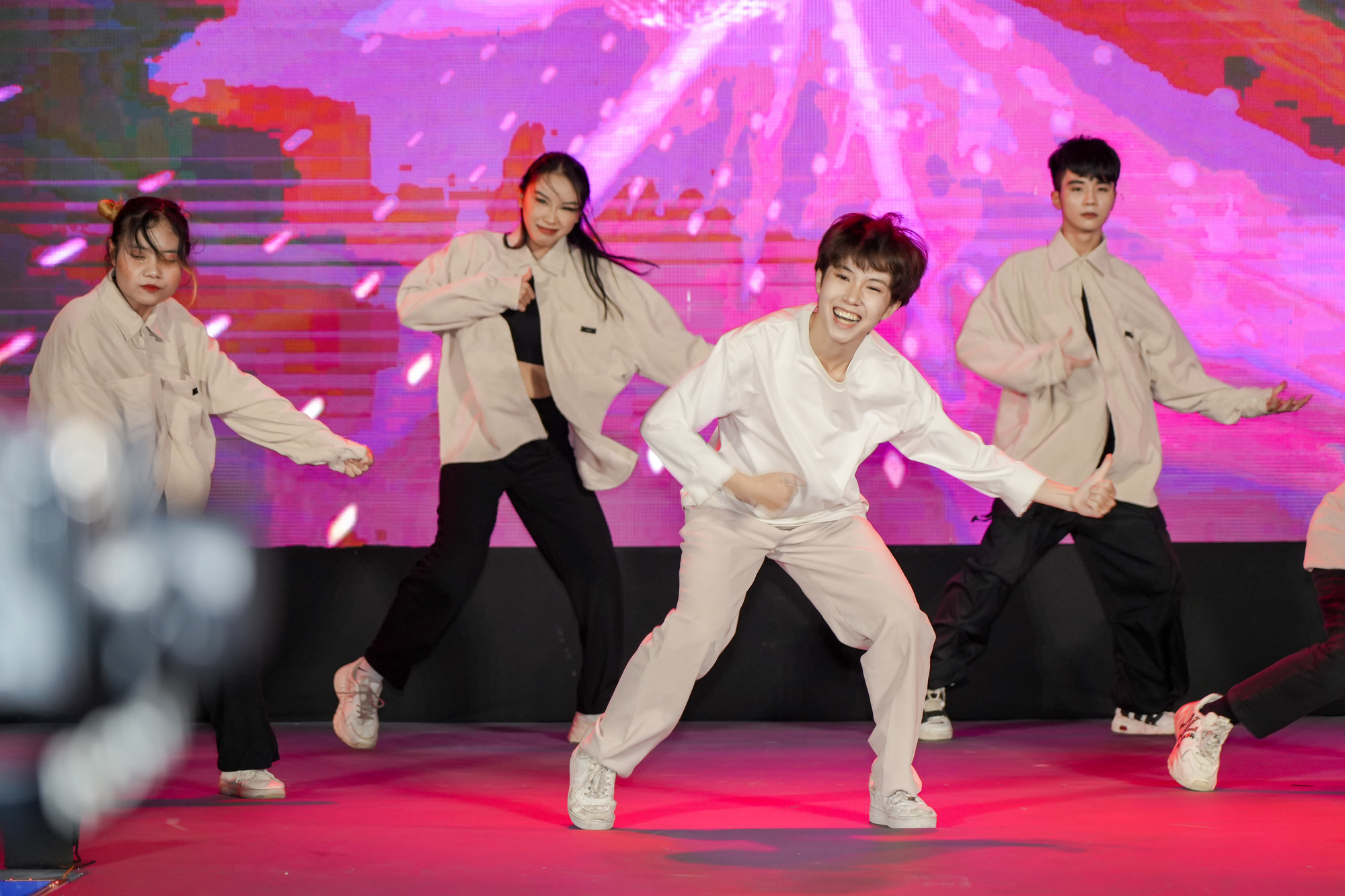 Đủ kiểu ‘flex’ tài năng của sinh viên tại UEF's Got Talent 2023- Ảnh 5.