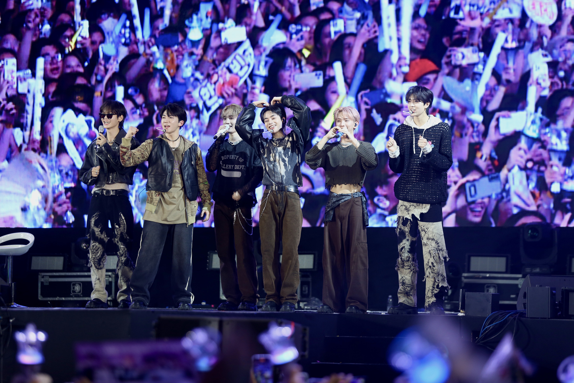 HOZO 2024 - Vietnams grootste community-muziekfestival keert 3 maanden lang terug, met My Tam - Foto 5. HOZO 2024 - Lễ hội âm nhạc cộng đồng lớn nhất Việt Nam trở lại suốt 3 tháng, có cả Mỹ Tâm - Ảnh 5.
