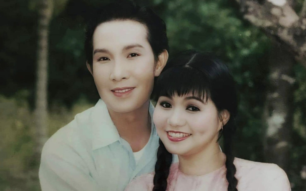 Kim Tử Long và Ngọc Huyền là cặp tình nhân nghèo trong Bến phà kỷ niệm- Ảnh 3. Nghệ sĩ cải lương Ngọc Huyền ngoài 50 vẫn nghĩ mình là… cô bé
