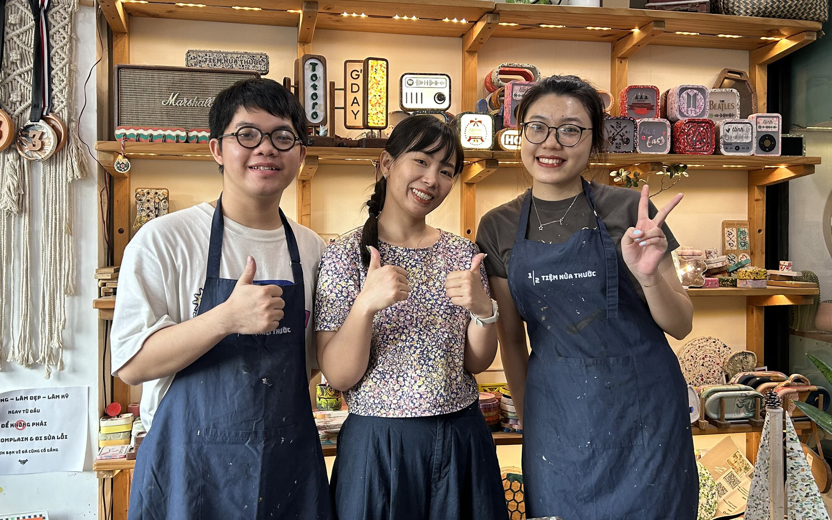 Lan tỏa làm việc tốt trong Ngày Đoàn viên mừng sinh nhật Đoàn- Ảnh 4. Đau đáu với môi trường, người trẻ lan tỏa lối sống xanh