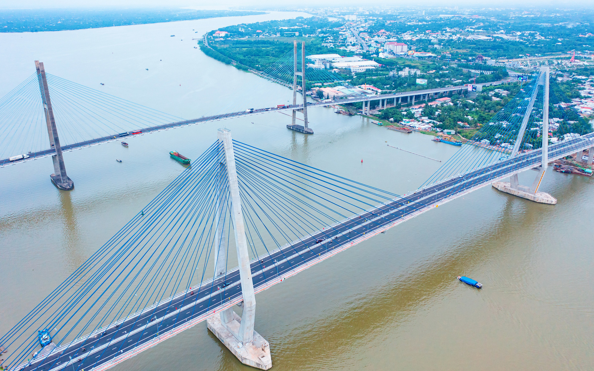 Về quê dịp Tết: Cơ hội 'chấm điểm' cho cao tốc- Ảnh 6. Đường về miền Tây đã gần hơn