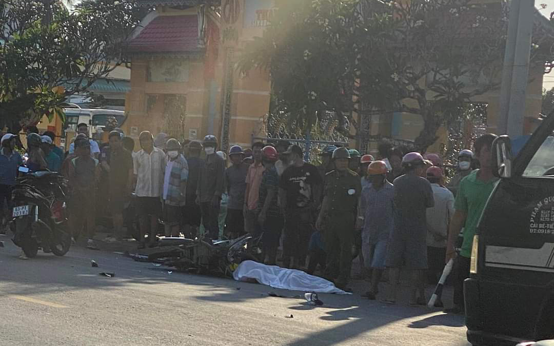 Bắt tài xế gây tai nạn, kéo nạn nhân bỏ bên kia đường rồi bỏ trốn- Ảnh 3. Bắt giam tài xế uống rượu lái ô tô tông chết đôi vợ chồng trẻ
