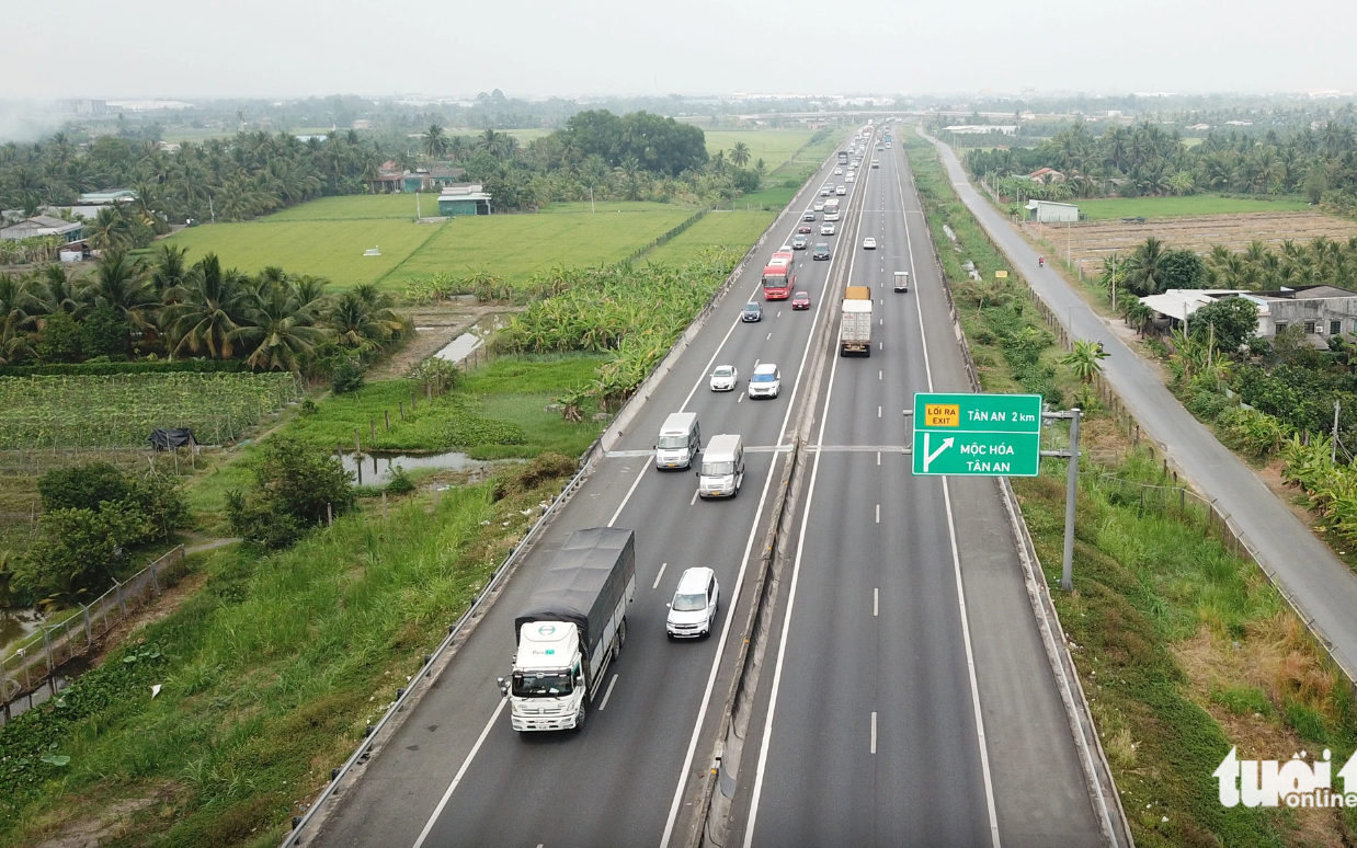 Thủ tướng: Không lợi dụng trục lợi chính sách, không chia nhỏ dự án- Ảnh 2. Chi tiết 19 dự án giao thông trọng điểm dự kiến khởi công năm 2024