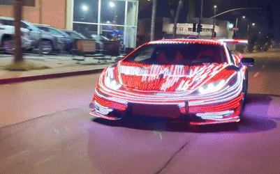 5 điểm thú vị về Lamborghini Revuelto vừa ra mắt Việt Nam- Ảnh 7. Siêu xe Lamborghini sáng nhất thế giới nhờ 30.000 bóng đèn LED độ vỏ