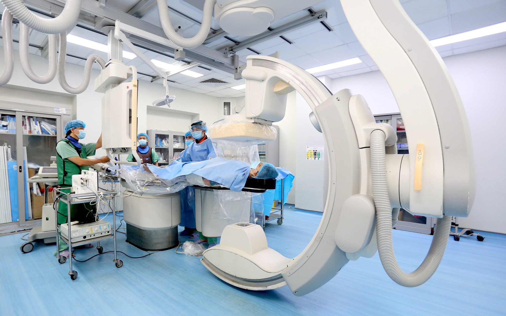 Chủ tịch Quốc hội Hàn Quốc cam kết sẽ ‘liên tục hỗ trợ’ Việt Nam trong lĩnh vực y tế- Ảnh 5. Bệnh viện Trung ương Huế được trao giải kim cương trong điều trị, cấp cứu đột quỵ