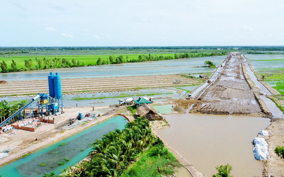 Tranh chấp ngư trường, chủ tịch tỉnh Cà Mau chỉ đạo nóng khắc phục- Ảnh 3. Đừng để đường về Cà Mau... còn xa lắm
