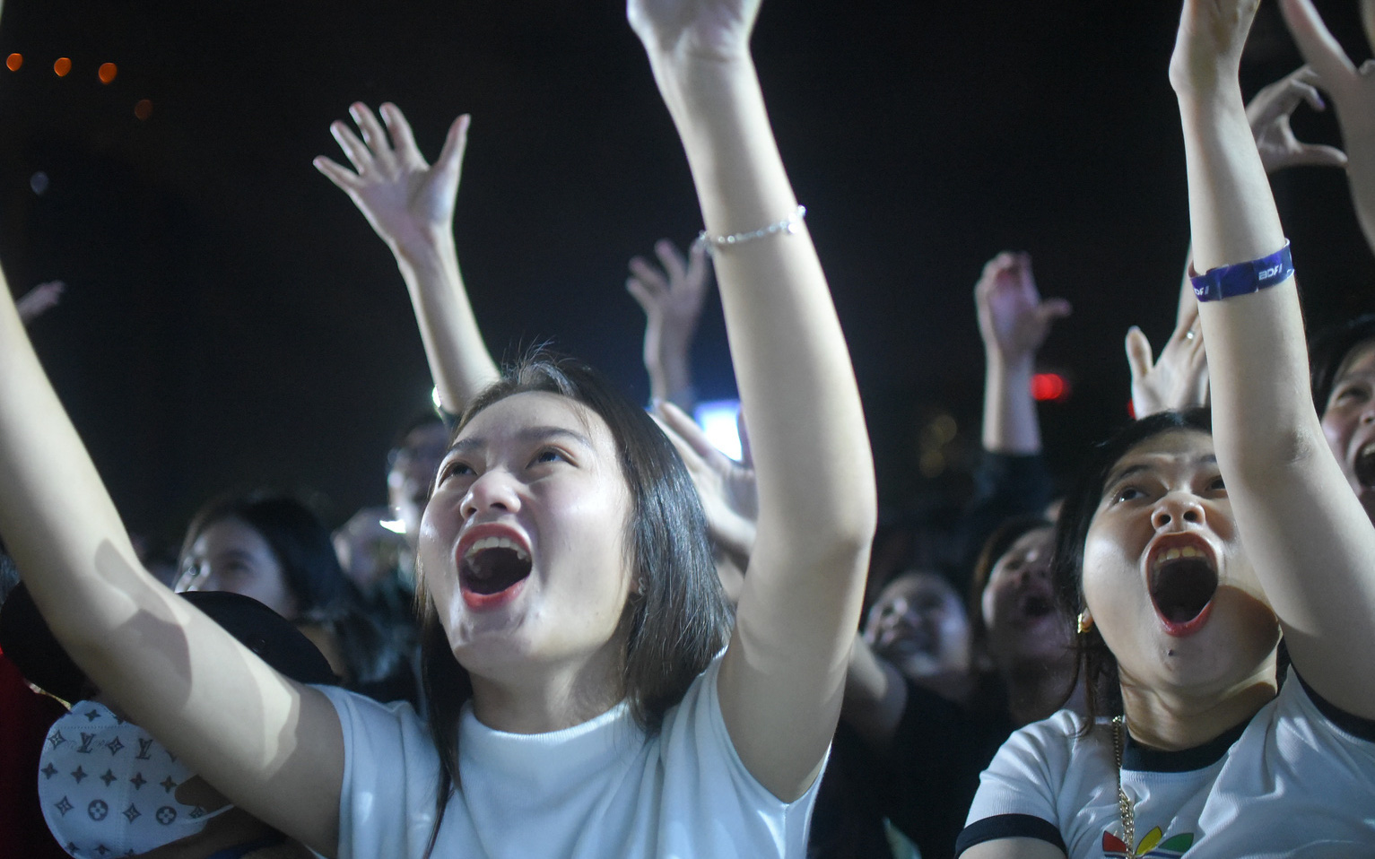 Khó hiểu với tên gọi Hàng chục ngàn người Bình Định cháy hết mình trong đêm nhạc đón năm mới 2024
