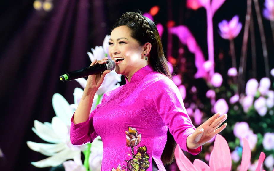 Như Quỳnh sẽ cột tóc cao, đánh đĩa như một DJ? - Ảnh 2.