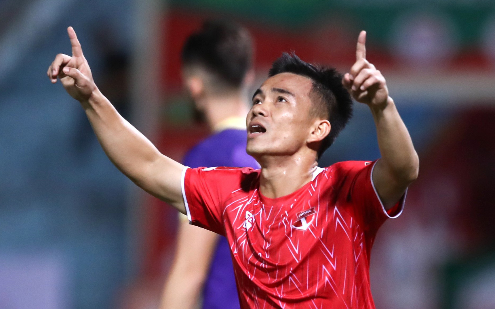 HLV Gong Oh Kyun: 'Quang Hải đã chơi hết sức mình, tôi cảm ơn cậu ấy'- Ảnh 2. Hải Phòng đấu Công An Hà Nội: Nảy lửa ở Lạch Tray