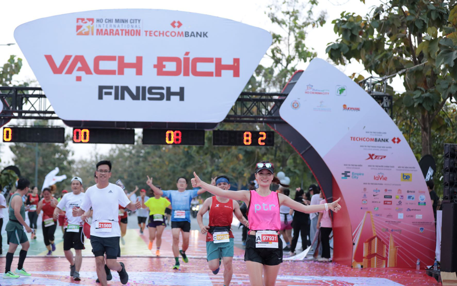 Nữ runner Việt Nam ghi dấu ấn ở Giải marathon quốc tế TP.HCM Techcombank 2023- Ảnh 5. Techcombank Marathon lan tỏa tinh thần sống khỏe vì một Việt Nam vượt trội