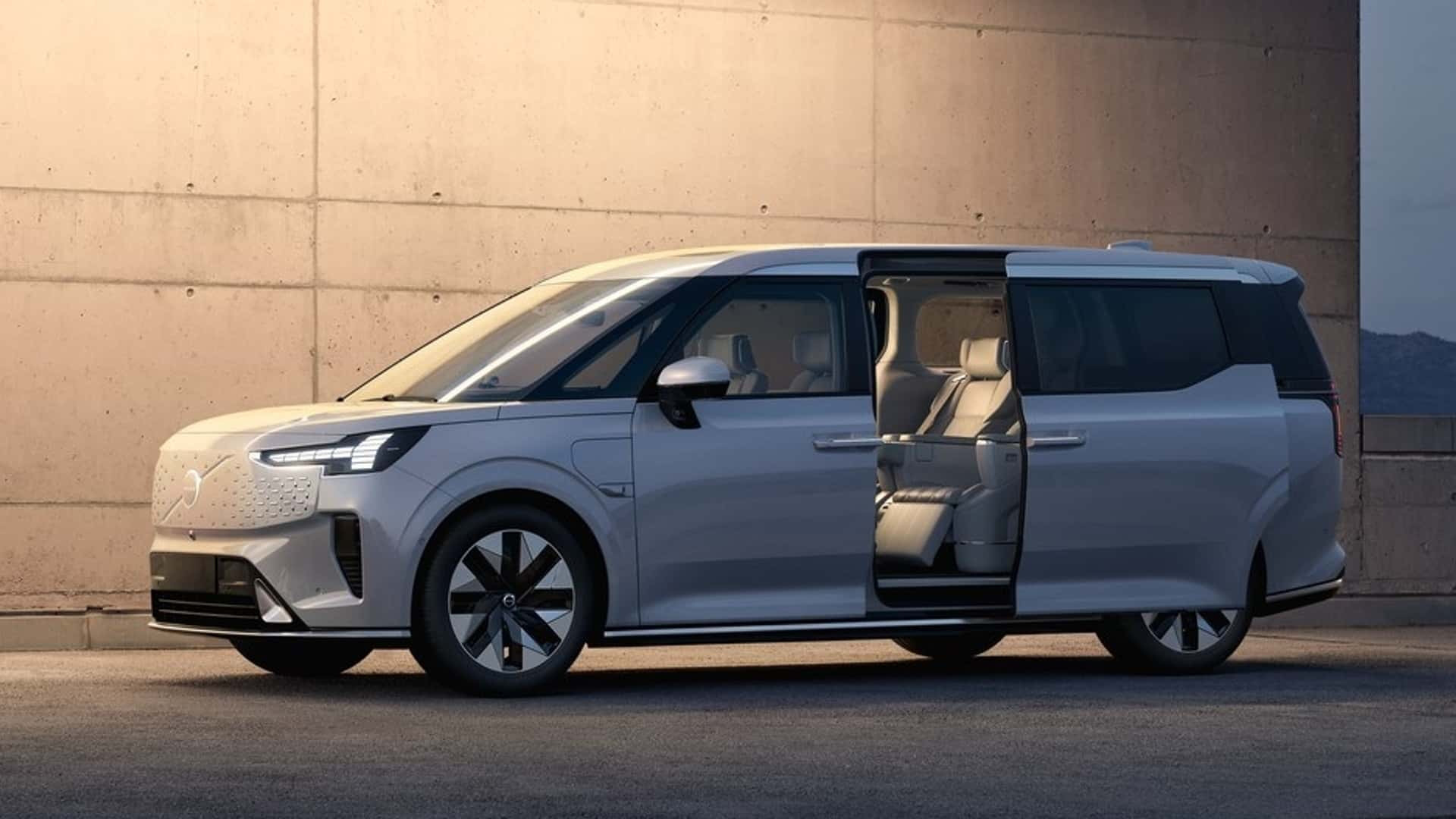 Volvo EM90 có thể không bán ở Việt Nam- Ảnh 3. Volvo EM90 có thể không bán ở Việt Nam- Ảnh 3.