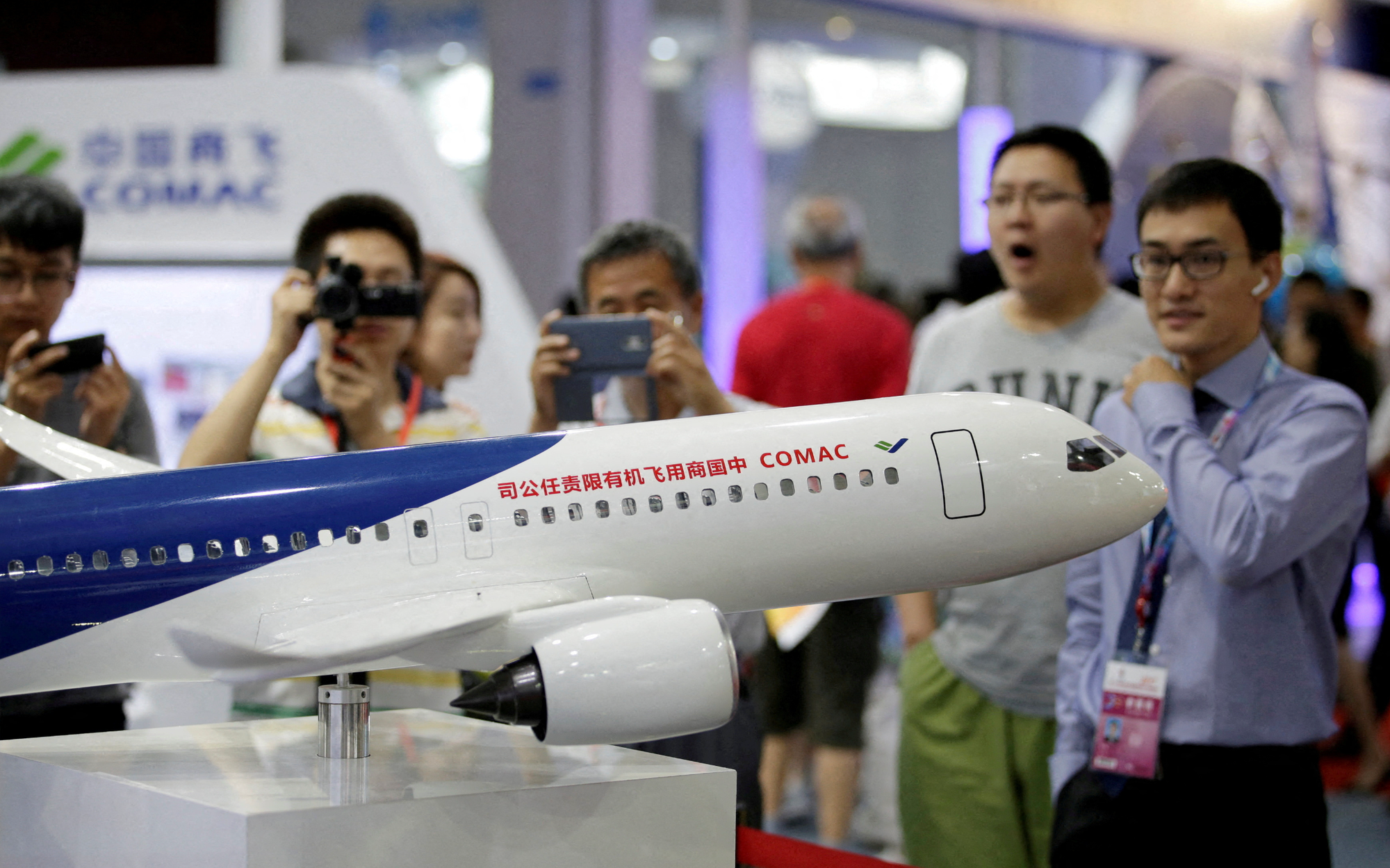 Thực hư vụ máy bay C919 của Trung Quốc gặp sự cố ở Mỹ- Ảnh 2. Máy bay C919 của Trung Quốc lần đầu tiên cất cánh vươn xa khỏi đại lục