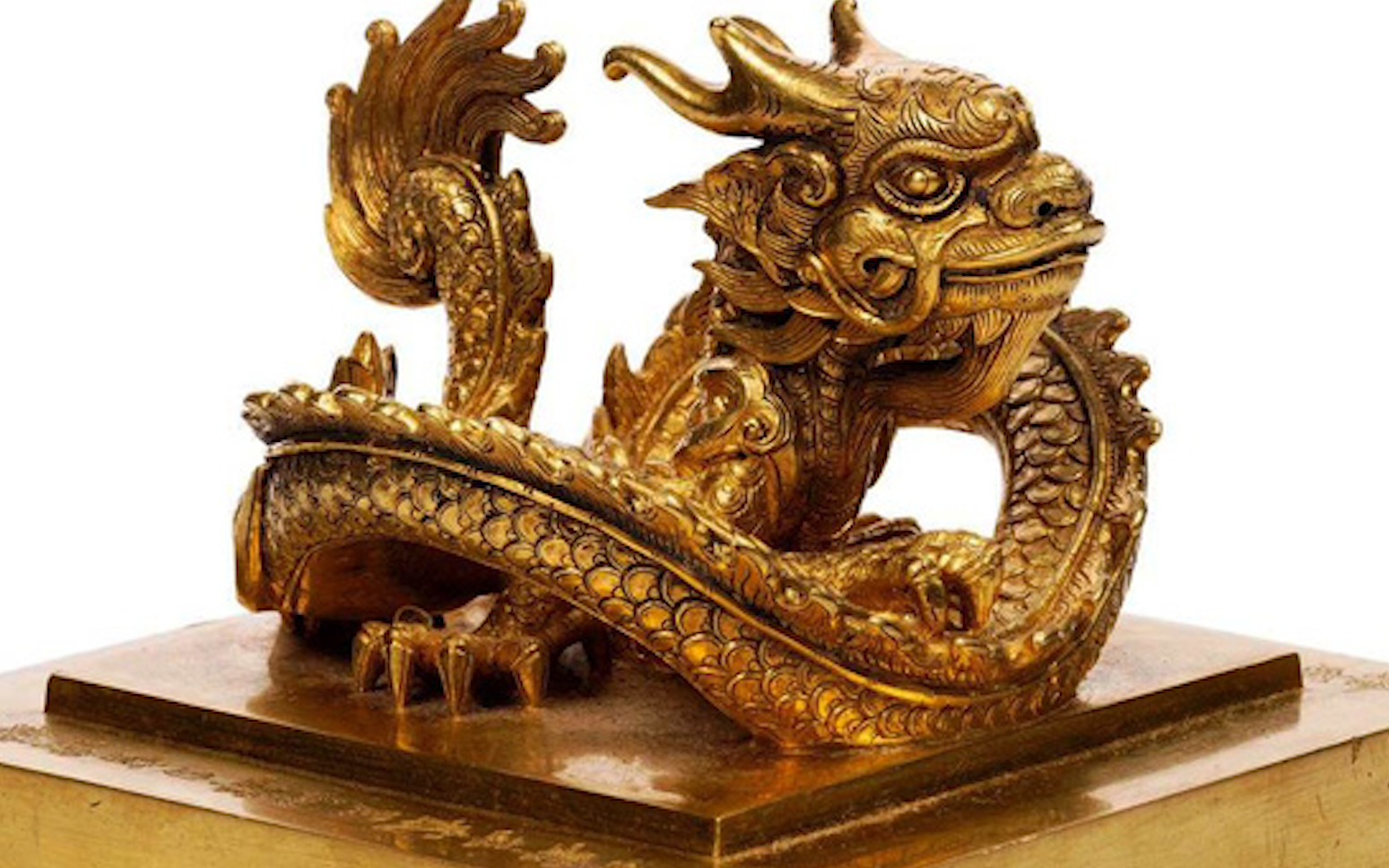 Tượng Phật Bà Quan Âm, tranh 'Kết nạp Đảng ở Điện Biên Phủ' mà mang lên áo dài sẽ ra sao? - Ảnh 11.