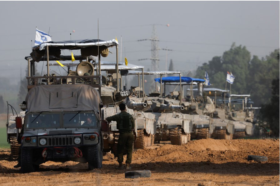 Tin tức thế giới 9-12: Israel tấn công 450 mục tiêu ở Gaza; EU viện trợ cho người Palestine- Ảnh 5. Bộ trưởng Quốc phòng Israel dự kiến thu dọn chiến trường Gaza sau 2 tháng nữa