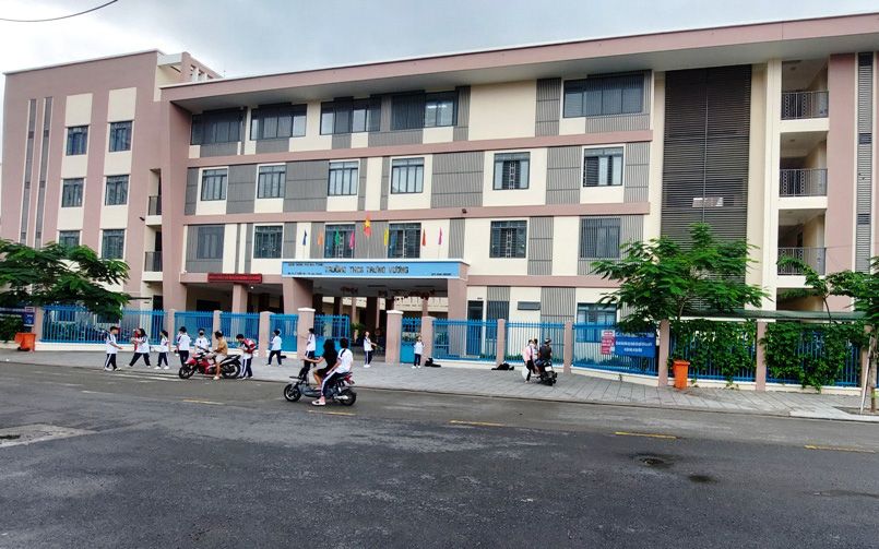 Khánh Hòa có bắt buộc học sinh học ngoại khóa STEM, toán tính nhanh?- Ảnh 2. Toàn bộ học sinh trường công ở Khánh Hòa không phải đóng học phí 5 tháng