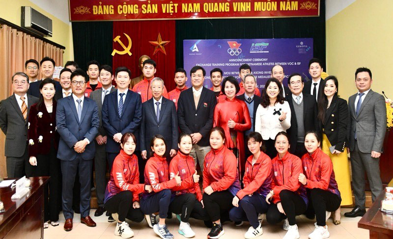 Treo thưởng gần 24 tỉ đồng cho VĐV Việt Nam giành huy chương vàng Olympic Paris 2024 - Ảnh 1. Treo thưởng gần 24 tỉ đồng cho VĐV Việt Nam giành huy chương vàng Olympic Paris 2024 - Ảnh 1.
