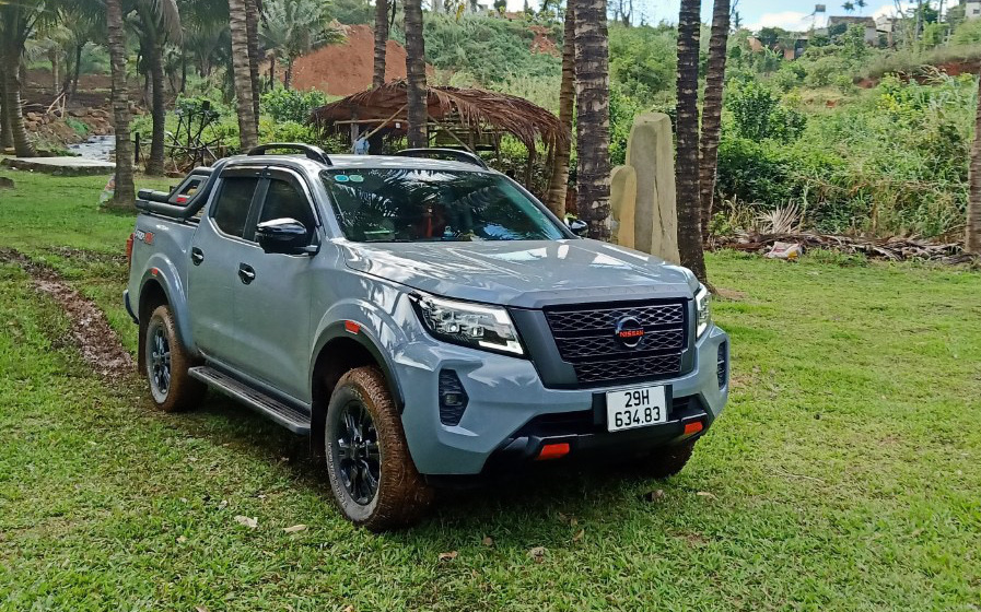Chủ xe Nissan Navara xuyên Việt 3.000km: ‘Chạy bán tải nhưng êm và đầm chắc hơn MPV’