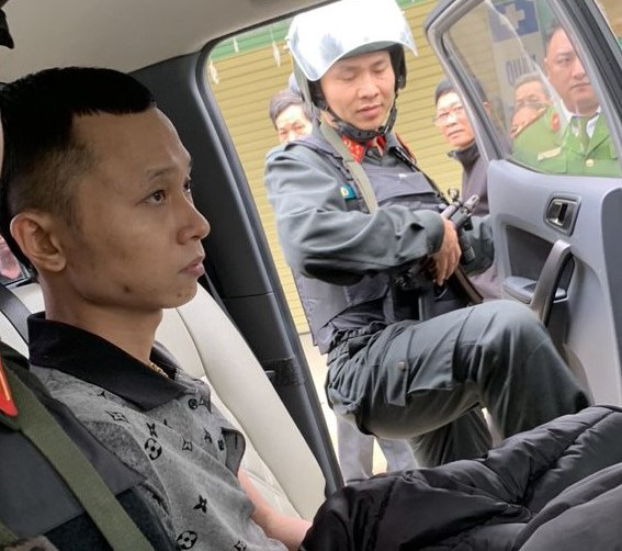 Công an Thanh Hóa bắt đối tượng truy nã có súng quân dụng - Ảnh 1. Công an Thanh Hóa bắt đối tượng truy nã có súng quân dụng - Ảnh 1.