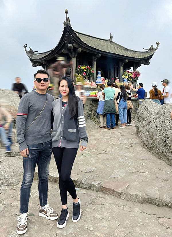 Ảnh vui sao Việt 24-2: Con gái Đông Nhi ngơ ngác khi bố mẹ cho ra rìa - Ảnh 7. Ảnh vui sao Việt 24-2: Con gái Đông Nhi ngơ ngác khi bố mẹ cho ra rìa - Ảnh 7.