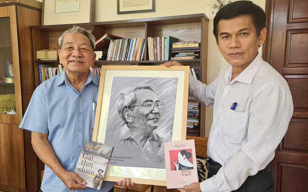 Chân dung nhà thơ, nhà văn Việt Nam qua tranh họa sĩ Lê Sa Long