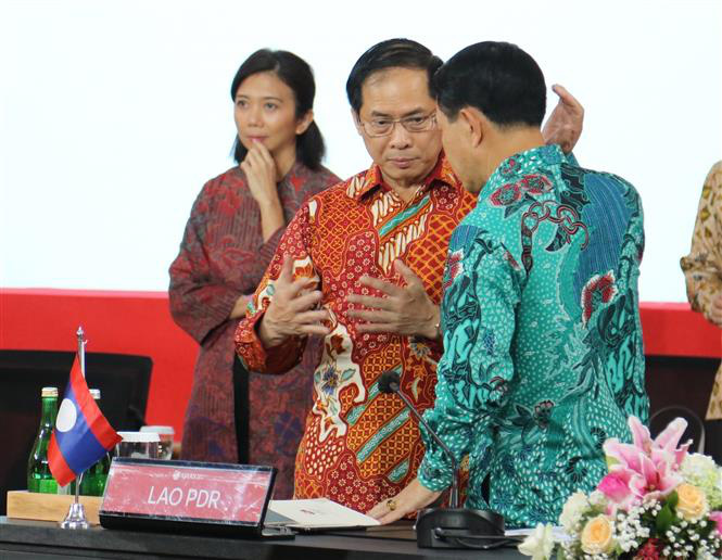 ASEAN thảo luận thẳng thắn về vấn đề Myanmar - Ảnh 2.