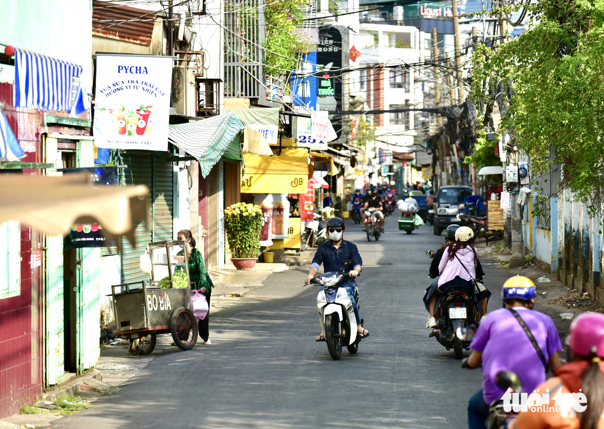 Đường phố Sài Gòn - Những ký ức thân thương - Kỳ 3: Hun hút một thời đường nhỏ xóm ga - Ảnh 2.
