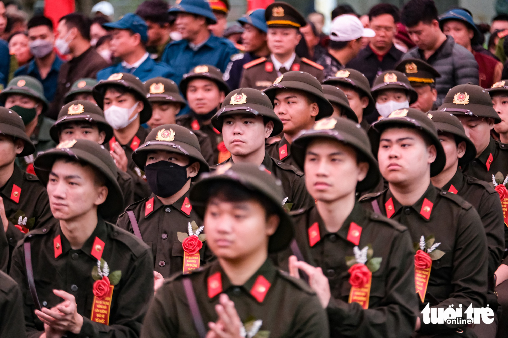 Hôm nay, 30 quận, huyện ở Hà Nội tiễn tân binh nhập ngũ - Ảnh 7. Hôm nay, 30 quận, huyện ở Hà Nội tiễn tân binh nhập ngũ - Ảnh 7.