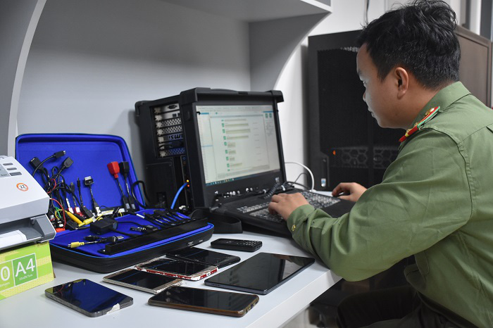 Đường dây ghi số lô đề liên huyện hơn 15 tỉ đồng - Ảnh 2. Đường dây ghi số lô đề liên huyện hơn 15 tỉ đồng - Ảnh 2.