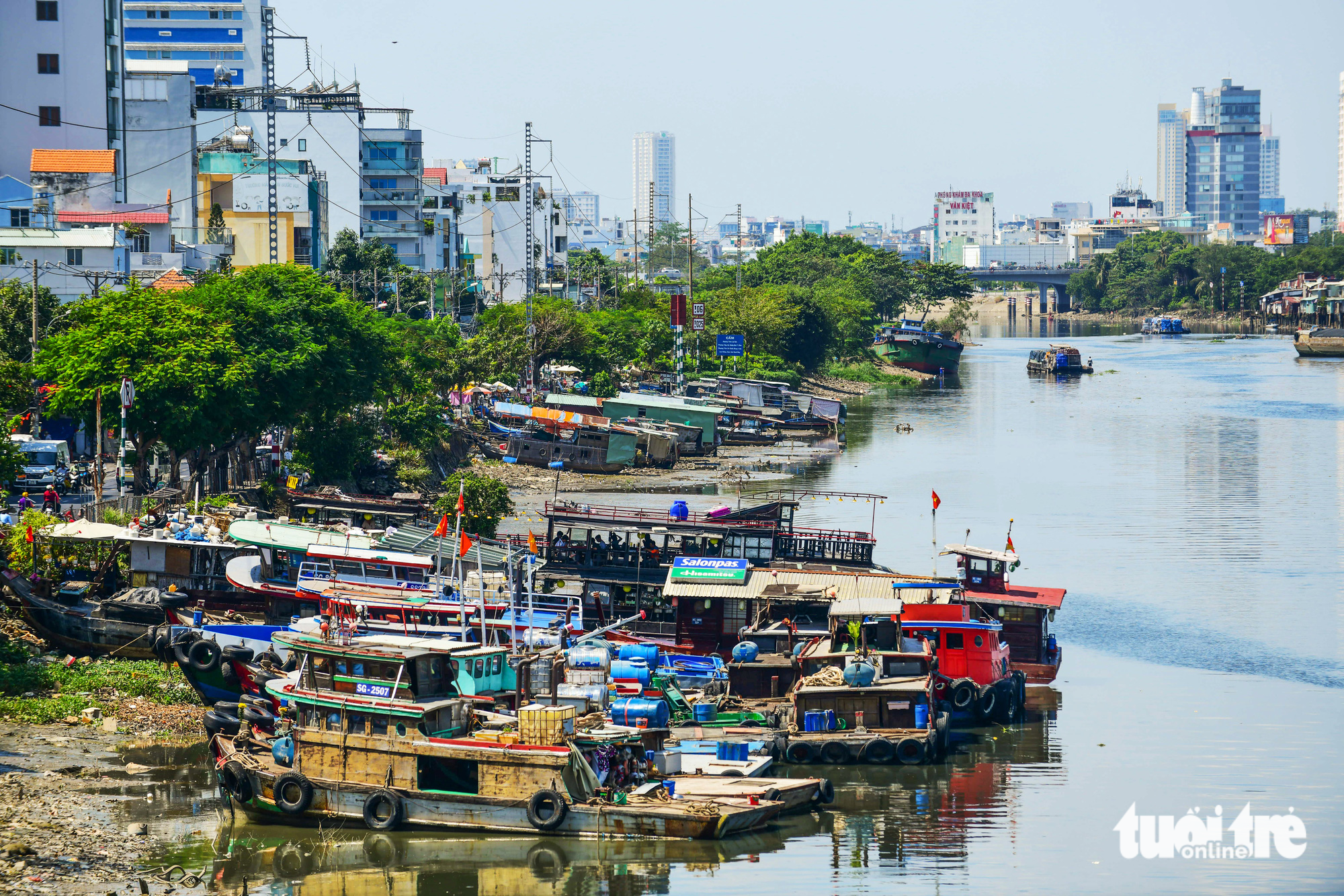 Đường phố Sài Gòn - Những ký ức thân thương - Kỳ 5: Con kinh xưa, nhịp đời nay... - Ảnh 3.